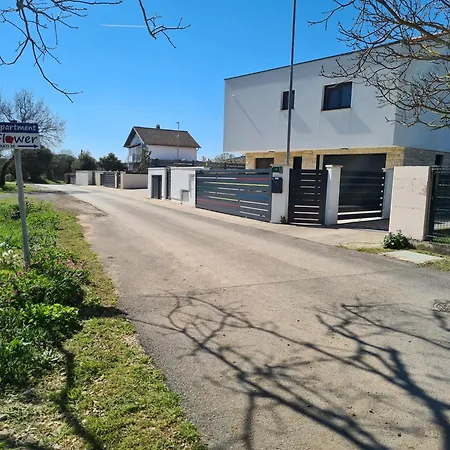 Apartman House Lea Pula