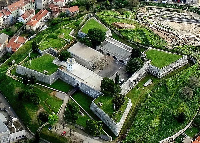 Romantic Apartment Flower Apartment